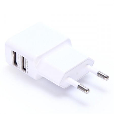 Universal 5V 2.0A adapter 2 USB Porter - hvit
